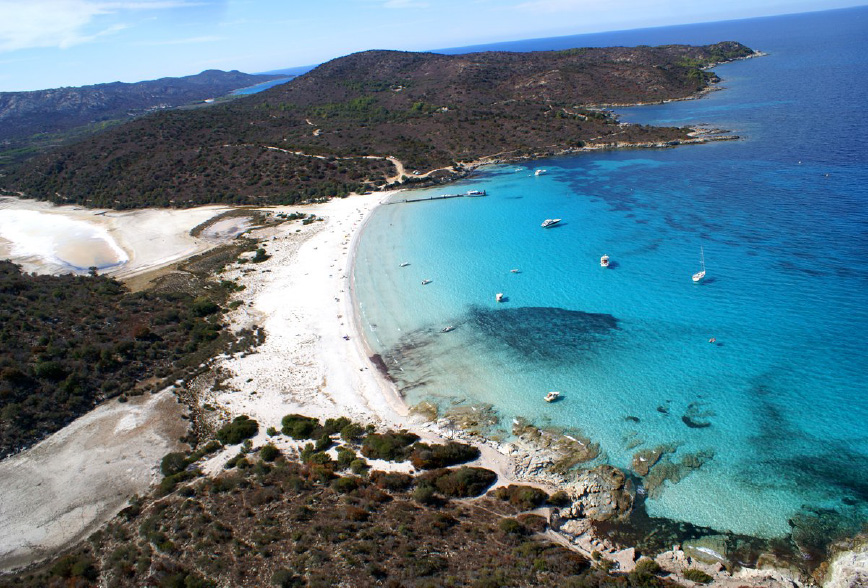 Vue de la plage de Saleccia et du désert des Agriates
